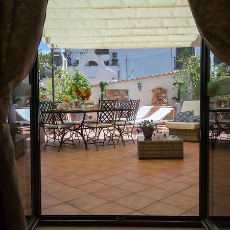 Boutique Apartment Al Duomo Salerno Eksteriør billede