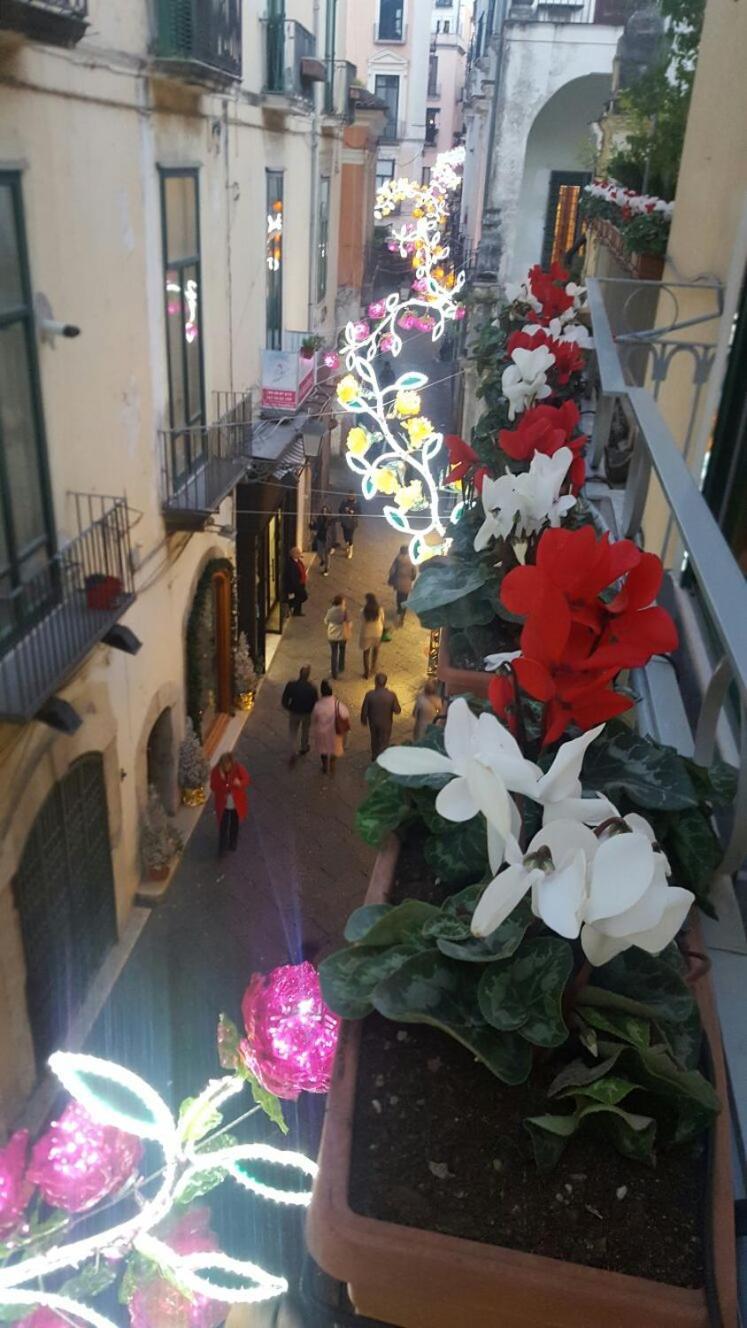 Boutique Apartment Al Duomo Salerno Eksteriør billede