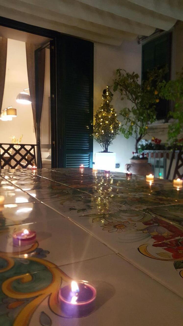 Boutique Apartment Al Duomo Salerno Eksteriør billede