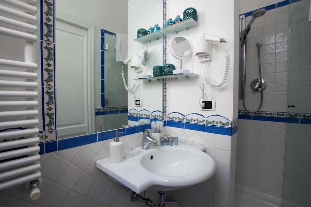 Boutique Apartment Al Duomo Salerno Eksteriør billede